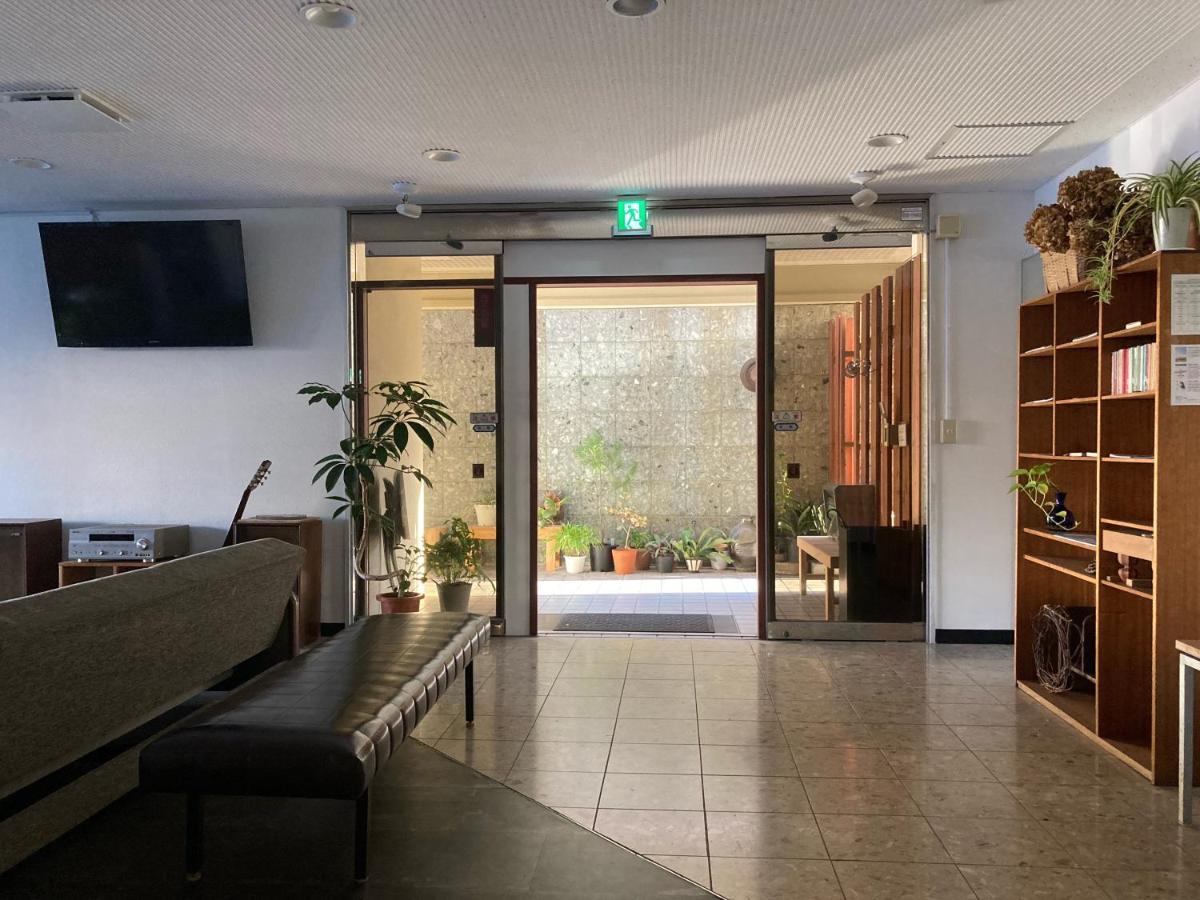 J-Hoppers Beppu Guesthouse ジェイホッパーズ別府ゲストハウス Exterior foto