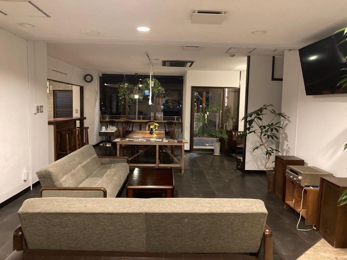 J-Hoppers Beppu Guesthouse ジェイホッパーズ別府ゲストハウス Exterior foto