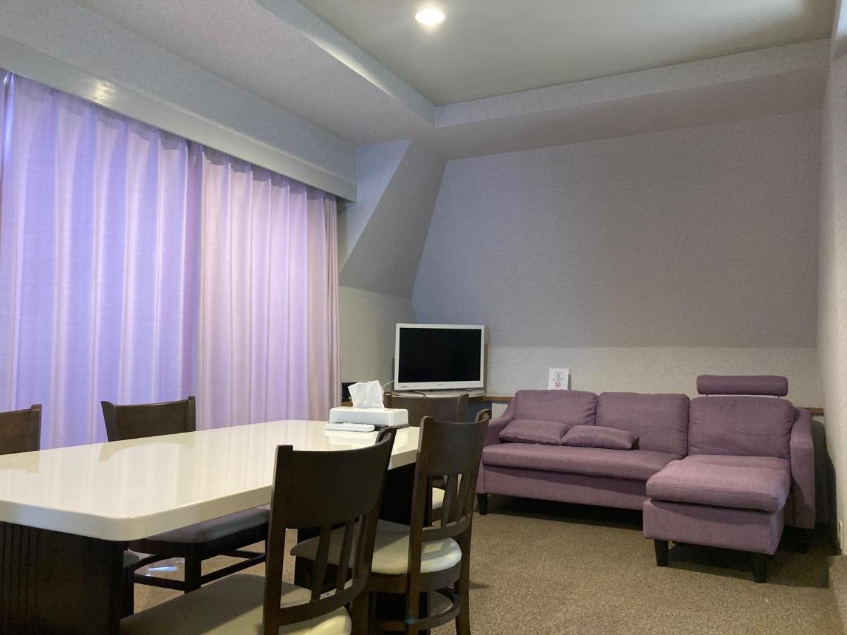 J-Hoppers Beppu Guesthouse ジェイホッパーズ別府ゲストハウス Exterior foto